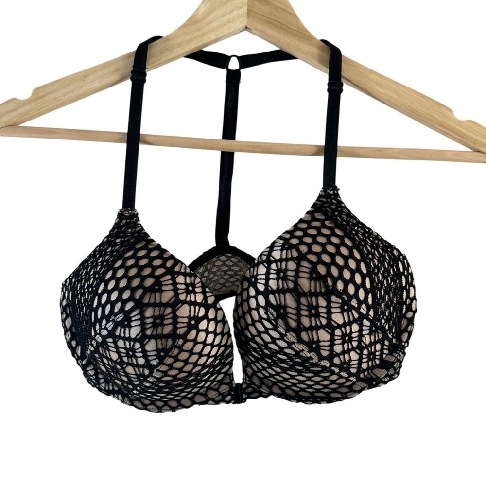 Victoria's Secret Bombshell Plunge Bra 32C Black Fishnet Studded Racerback Strap